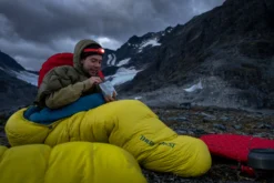 Slaapzak Thermarest Parsec 0F/-18C Regular Larch -Avontuur Verkoop 2022 summer climbing norway aasens 0179 1