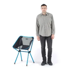 Campingstoel Helinox Café Chair Black 7 Campingstoel Helinox Café Chair Black -Avontuur Verkoop 4 cafechairblackmale185cmmodelcut2 2000px2000x