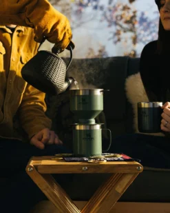 Thermosbeker Stanley The Legendary Camp Mug Matte Black 0,35L 17 Thermosbeker Stanley The Legendary Camp Mug Matte Black 0,35L -Avontuur Verkoop Stanley20 20Classic20Campaign20 20Social20Media20 20Cropped20Images20 20108020x20135020px20 205 1